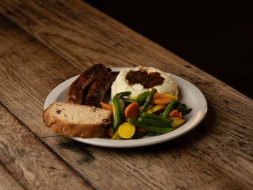 Willie's Bangers and Mash