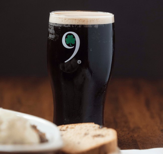 Nine Irish Brothers food and drinks menu favorites